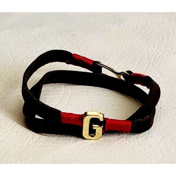 Harry Potter Gryffindor Bracelet Jewelry Lot 4 Charm Bracelet Licensed - Picture 5 of 6